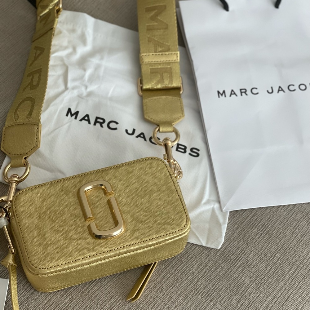 Marc jacobs snapshot